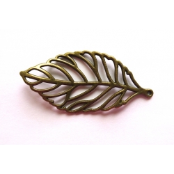 Ozdoba ,dekor,zawieszka liść wypukły metalowy  7,5 cm x 3,5 cm